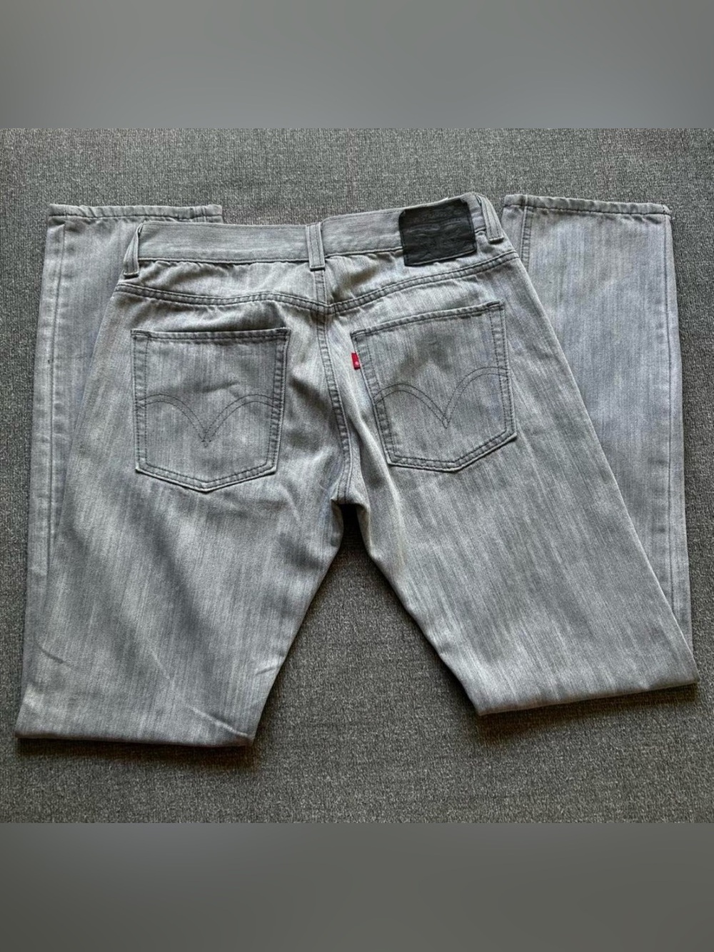 Levi’s 511 Men's Gray Skinny Jeans - Classic Back Pocket Design
